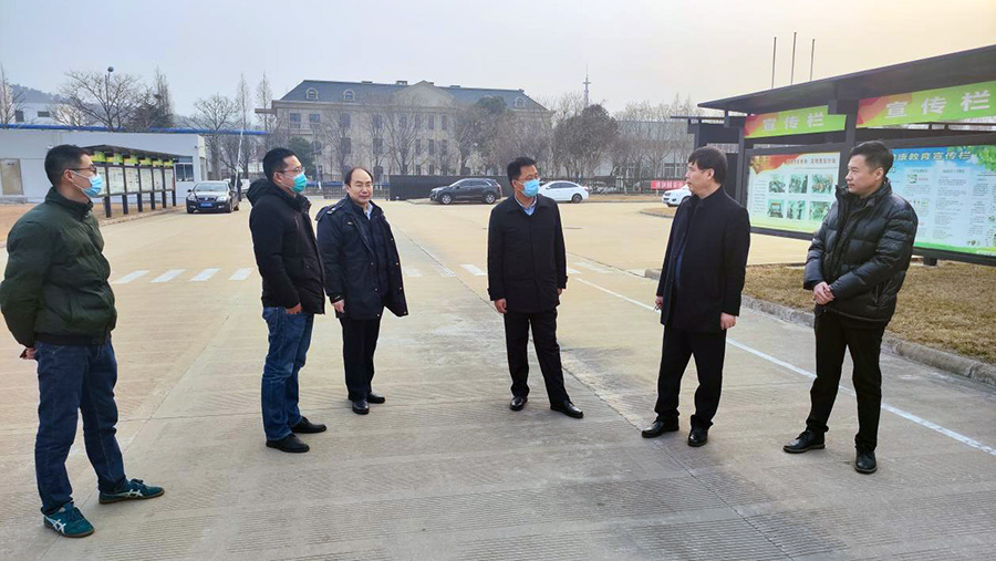 市生態(tài)環(huán)境局綜合行政執(zhí)法局局長潘運學帶隊調(diào)研德源大氣國控站點